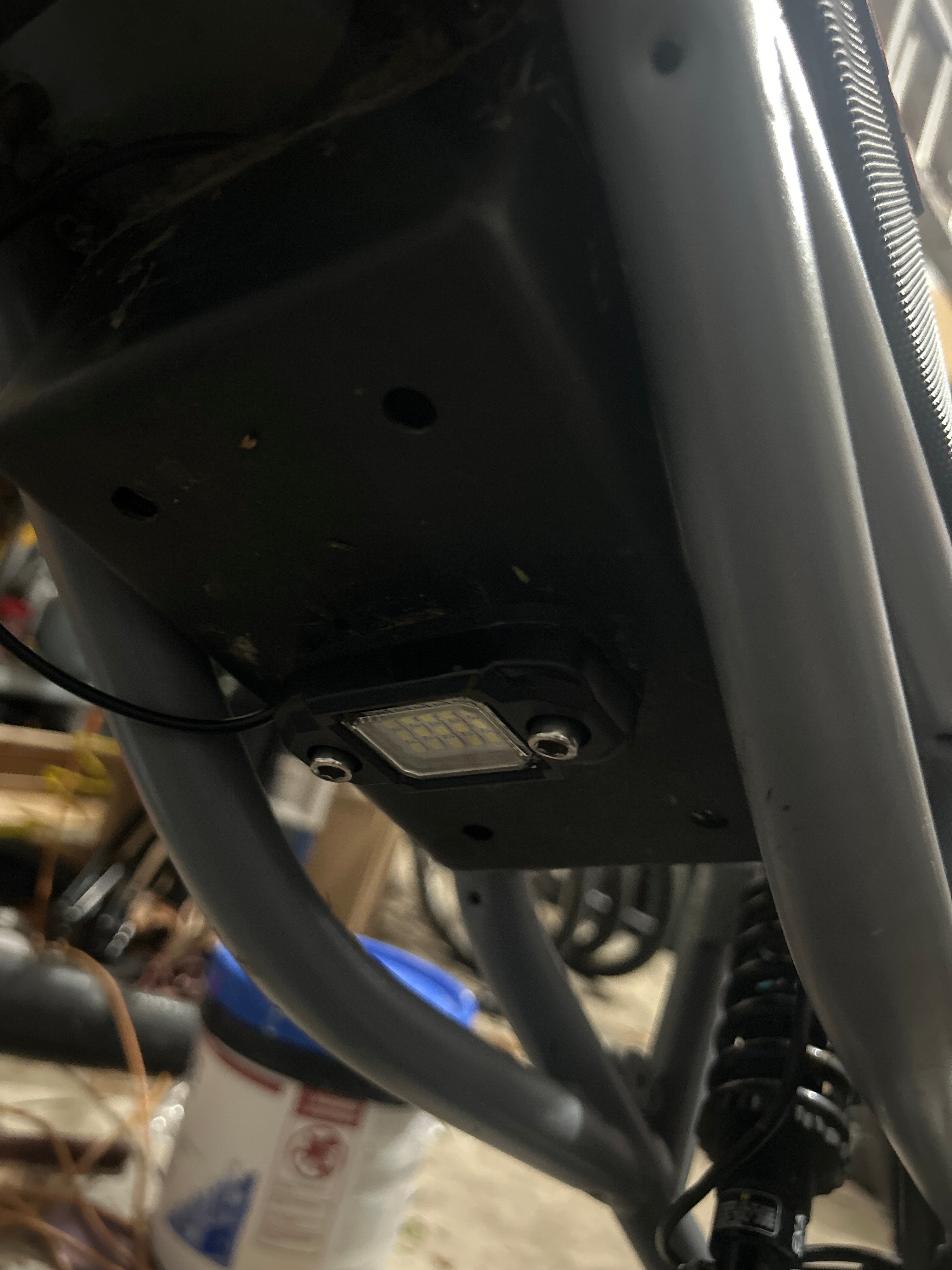 V2 Ridstar Rock Lights