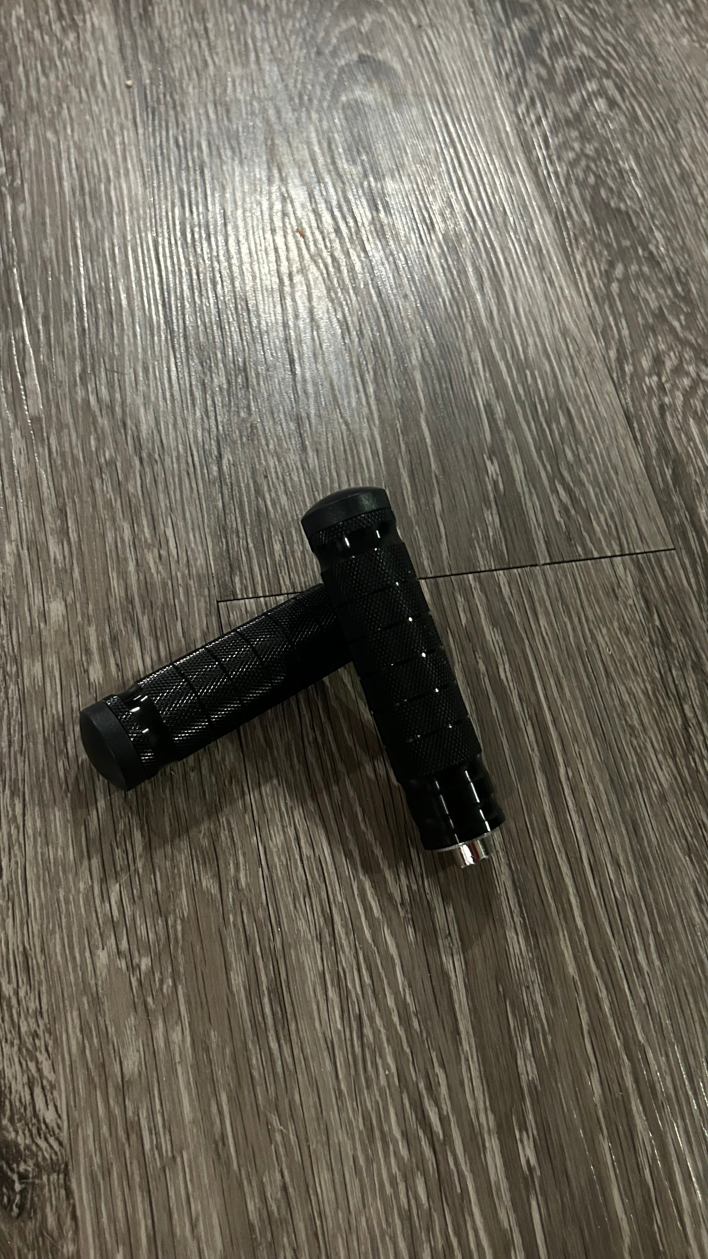 (Pre-orders)Talaria xxx foot locks